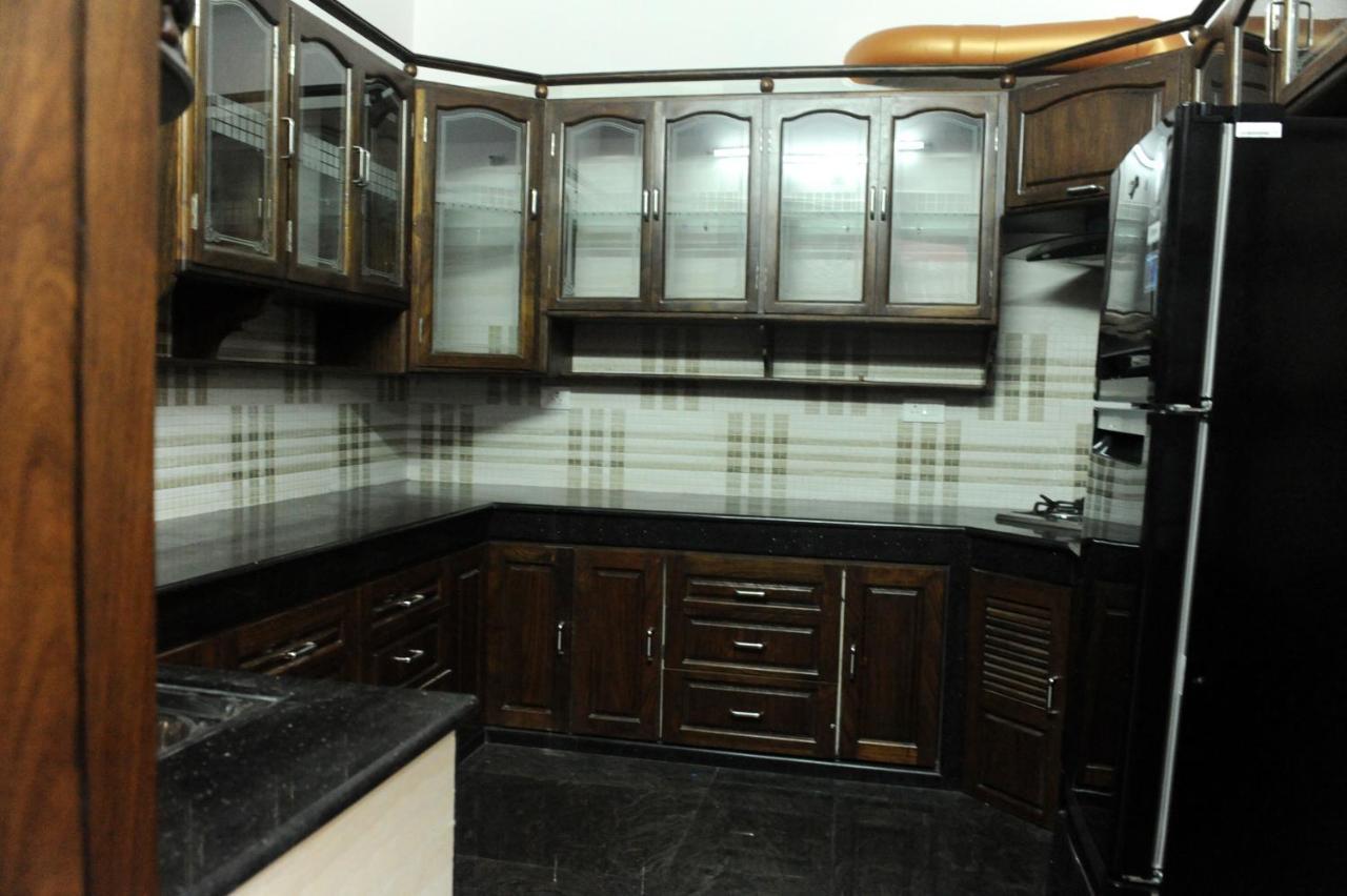 Moksha Homestay Тривандрум Экстерьер фото